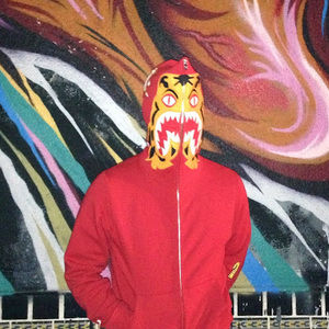 Meet your Posher, Simon